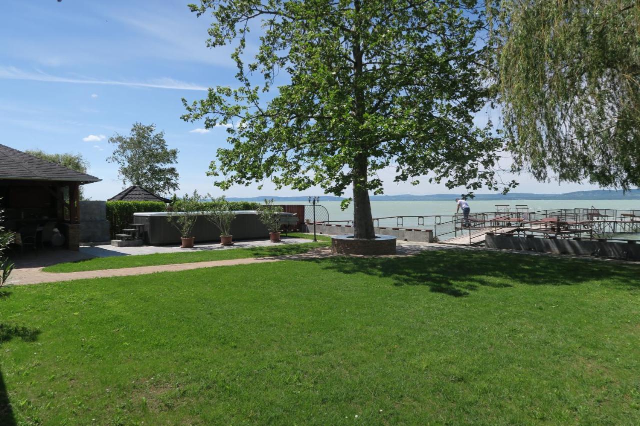 Granit Villa Balatonszarszo Exterior photo